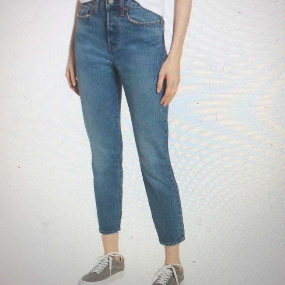 Levi’s wedgie icon fit high waist ankle jeans
